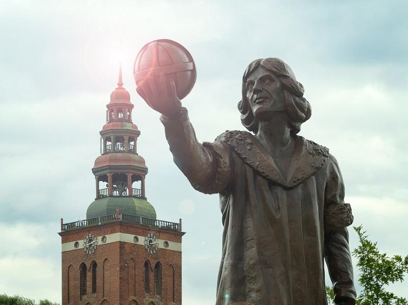 Pomnik Mikołaja Kopernika w Lidzbarku Warmińskim