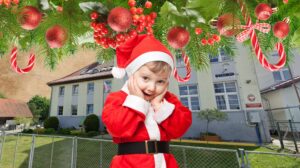 Chłopiec w kostiumie Świętego Mikołaja