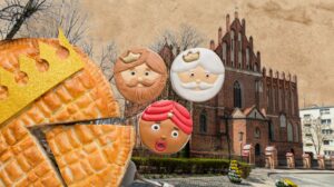 Ciasto i kolorowe ciasteczka w kształcie głów postaci.