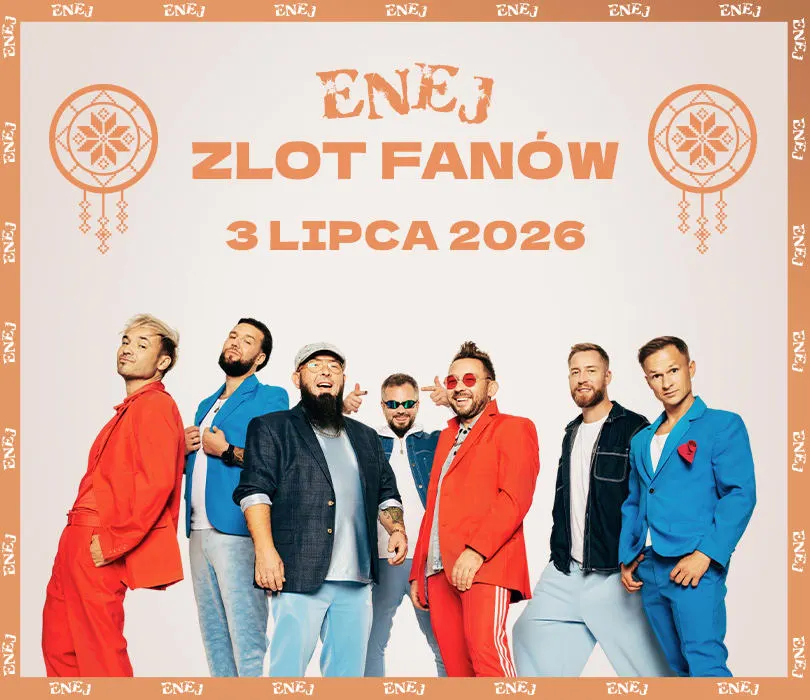 Grupa mężczyzn na wydarzeniu ENEJ Zlot Fanów 2026.
