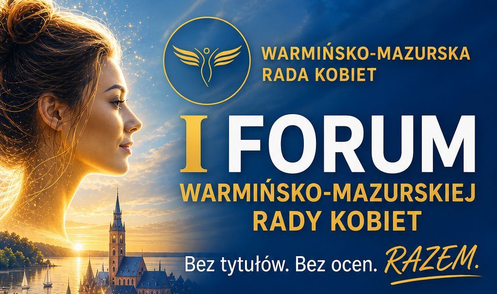 Kobieta z profilowym uśmiechem na tle nieba.