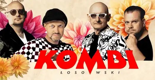 Czterech mężczyzn w stylowych ubraniach, z logo zespołu Kombi w tle.