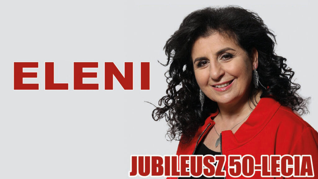 Portret uśmiechniętej piosenkarki Eleni w czerwonej żakietce na jasnoszarym tle z czerwonym napisem jubileuszowym.